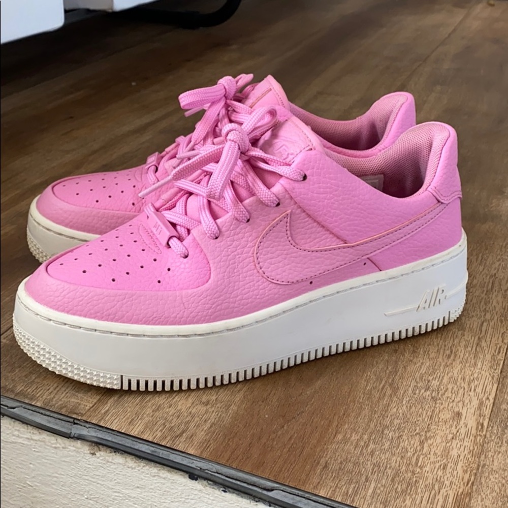 Air Force 1 (Barbie pink)